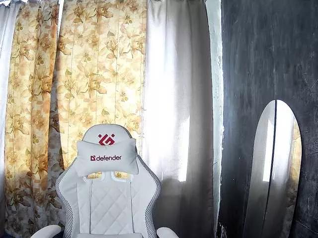 LindaElosiMilf on BongaCams 