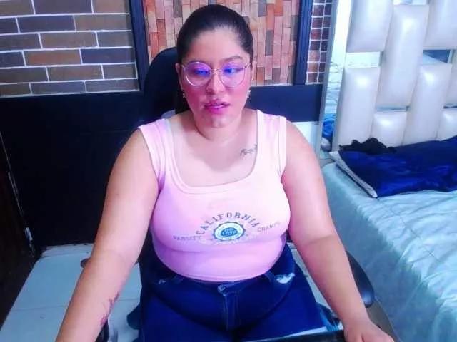 LittleFlower1 on BongaCams 