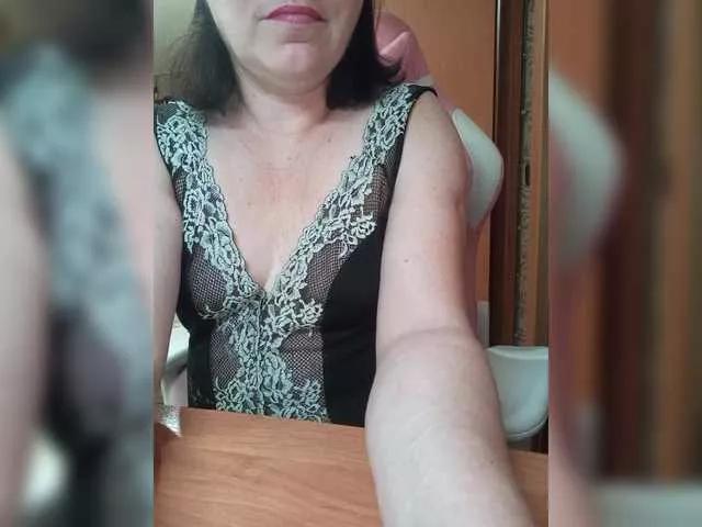 Lola18111