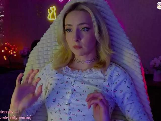 LollyGirlMoon