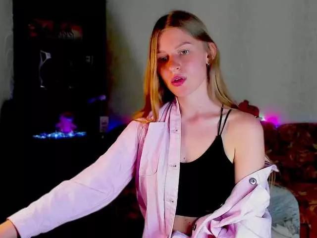 LunaEvan on BongaCams 