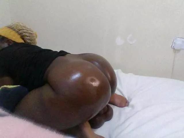 LYN-VEE on BongaCams 