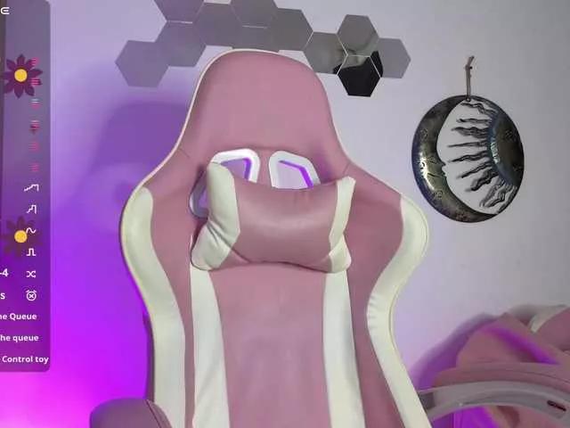 Maca-xtone on BongaCams 