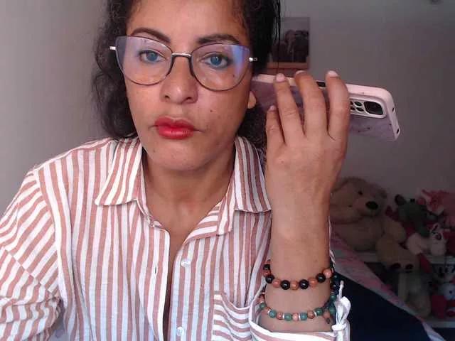 marianagrey on BongaCams 