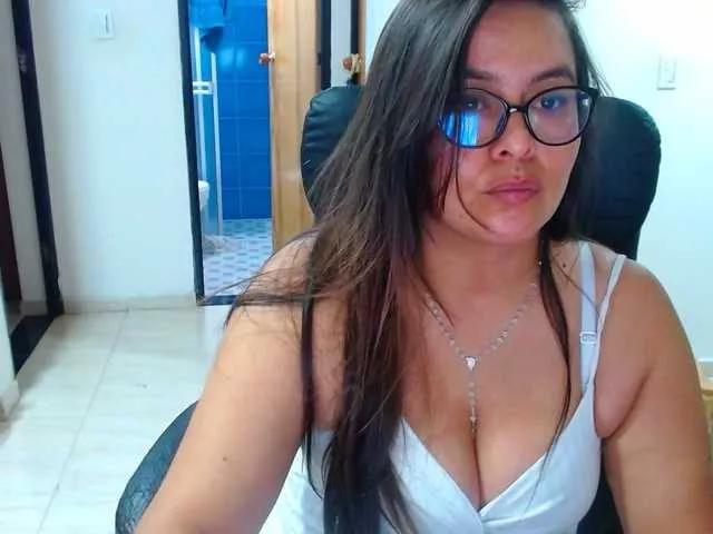 MARILYNWHANCO on BongaCams 