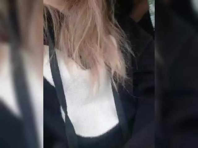 Marseillx2 on BongaCams 