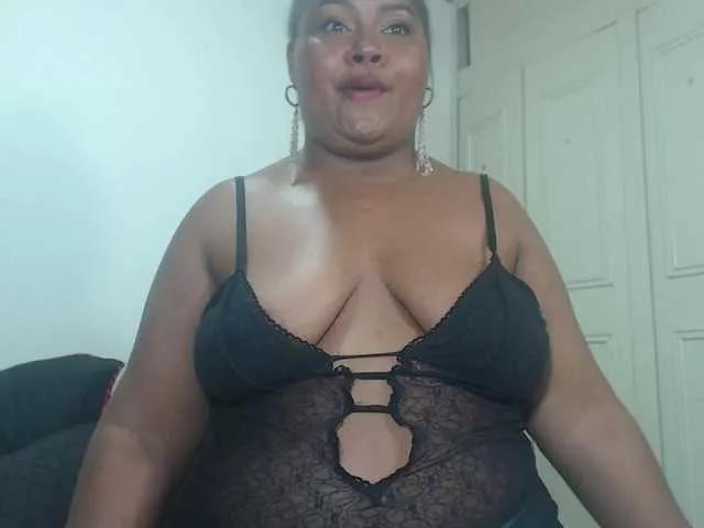 MelodyHall on BongaCams 