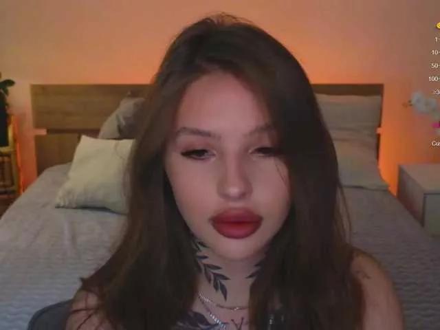 miachill on BongaCams 