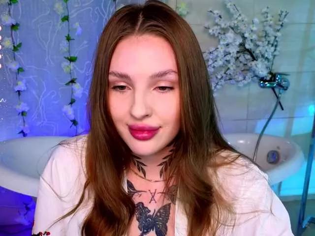 miachill on BongaCams 