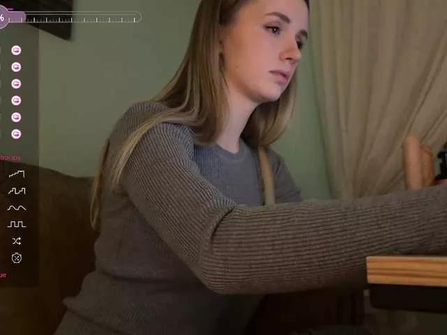 MyrS12 on BongaCams 