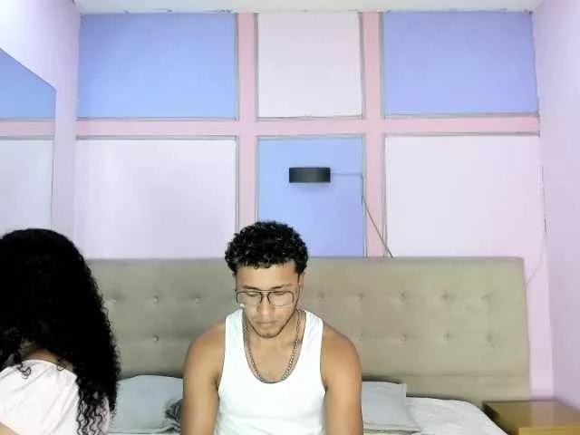 Noa-N-Carolain on BongaCams 