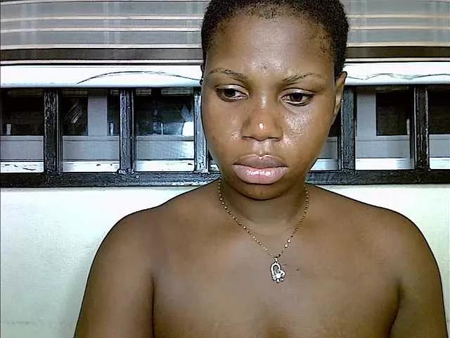 Plumnjuicyxx on BongaCams 