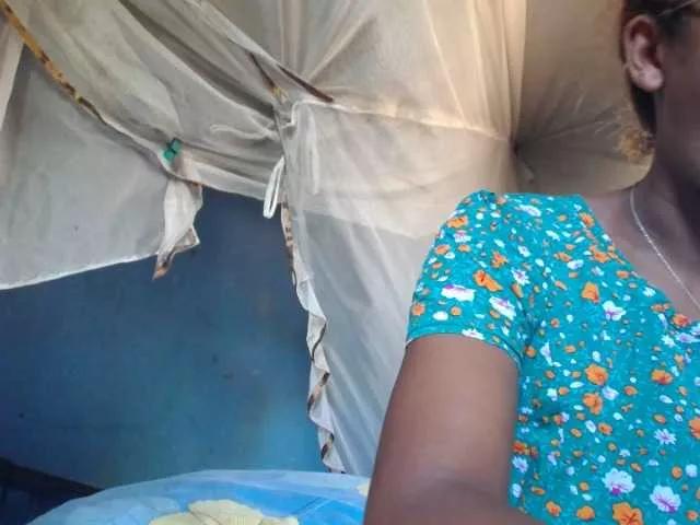 pretty-ass on BongaCams 