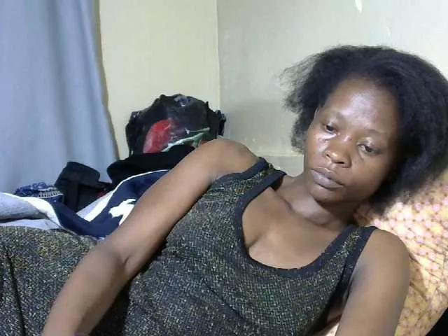PrettyAlianah on BongaCams 