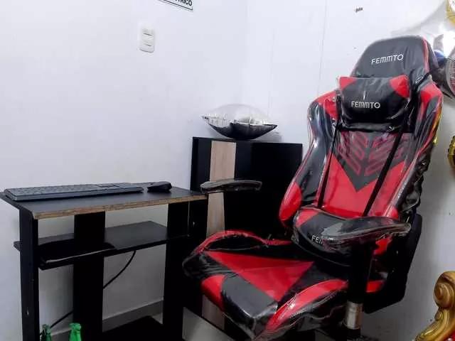 Pussy18Hardcore on BongaCams 