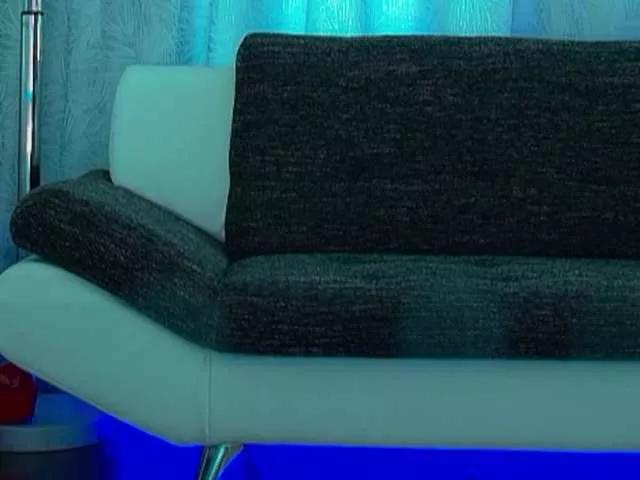 QueeAnne on BongaCams 