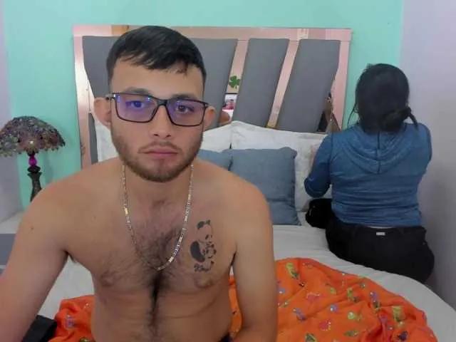 RaulAndEvelyn on BongaCams 