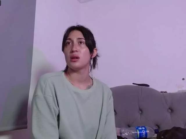 Red-moonn on BongaCams 