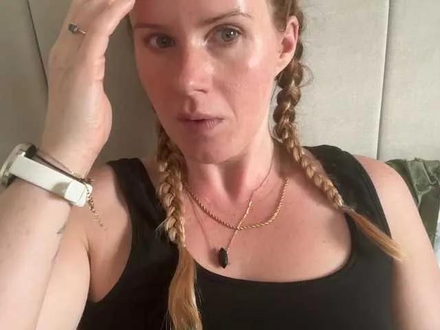 REDHEADROSIE