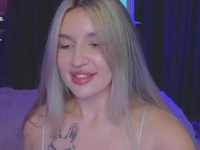 RoxyChilli on BongaCams 