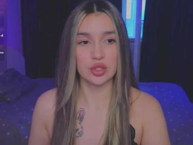 RoxyChilli on BongaCams 