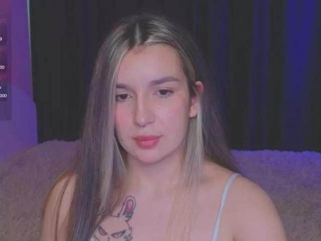 RoxyChilli on BongaCams 