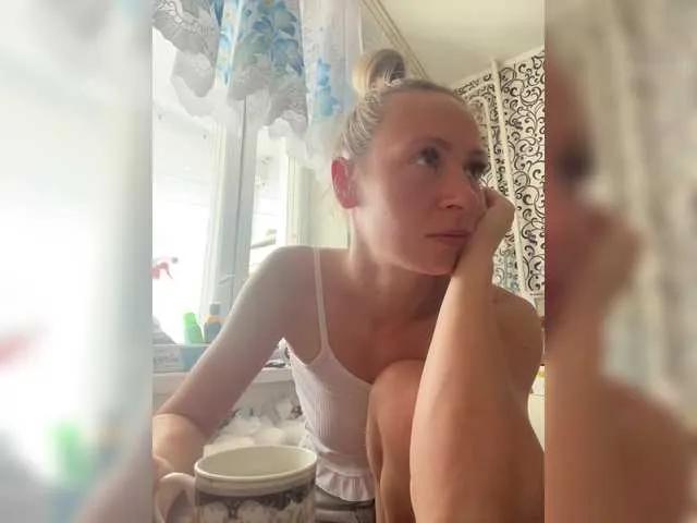Saveta on BongaCams 