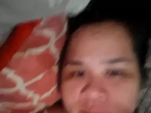 sexyasian27 on BongaCams 