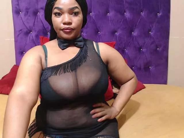 sexyeboncurvy