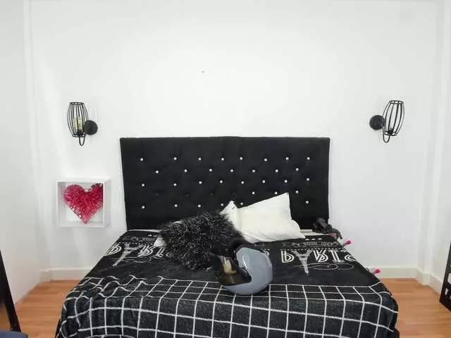 Shanelle3 on BongaCams 