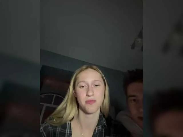 Snejablond on BongaCams 