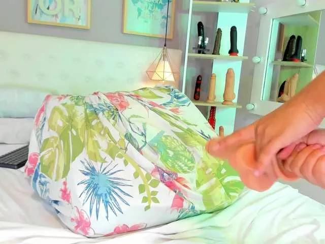 sofhiaa on BongaCams 