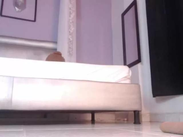 sofia-ebony on BongaCams 
