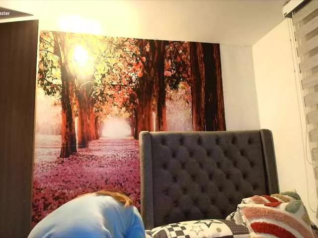 sofia23dirty on BongaCams 