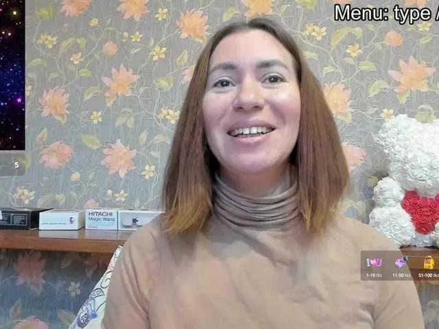 SophieBush on BongaCams 