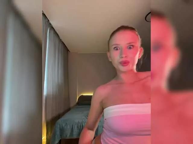 Sunlovv on BongaCams 