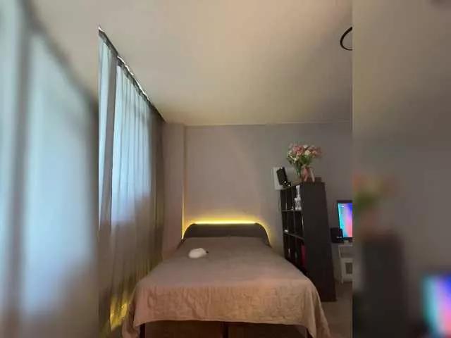 Sunlovv on BongaCams 