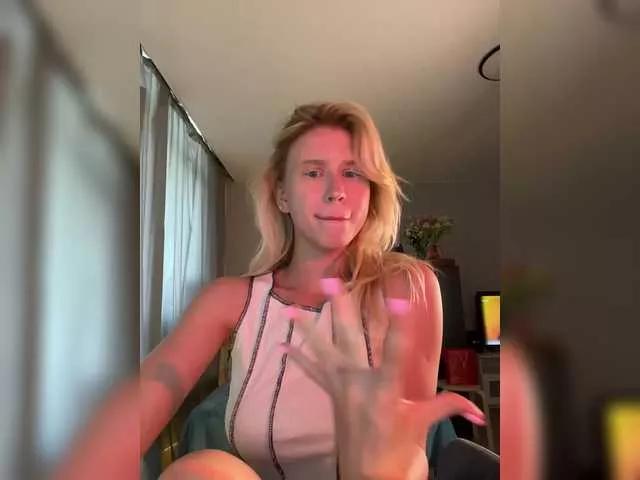 Sunlovv on BongaCams 