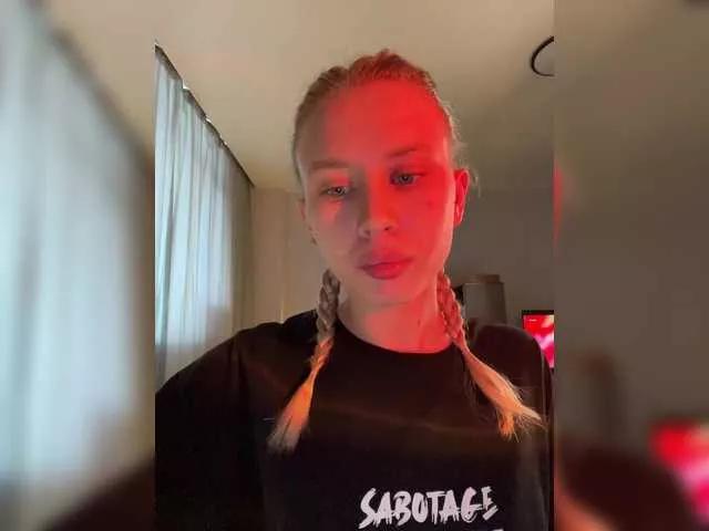 Sunlovv on BongaCams 