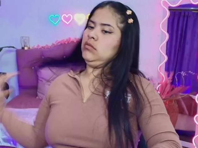 Talia-tay on BongaCams 