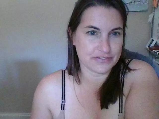 taylorlee on BongaCams 