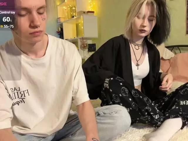 VeryRareTwins on BongaCams 