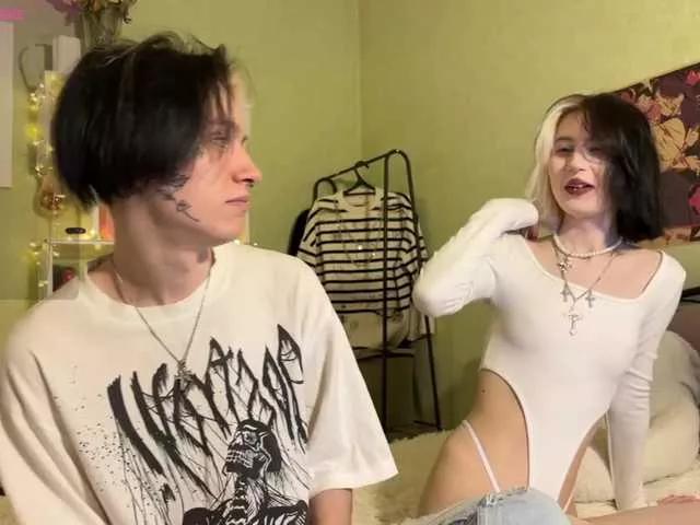 VeryRareTwins on BongaCams 