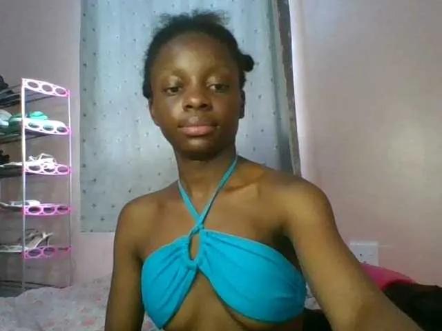 Xoxoteshy on BongaCams 