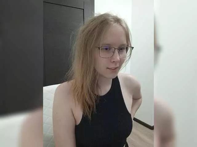 Yumi-Yumi on BongaCams 