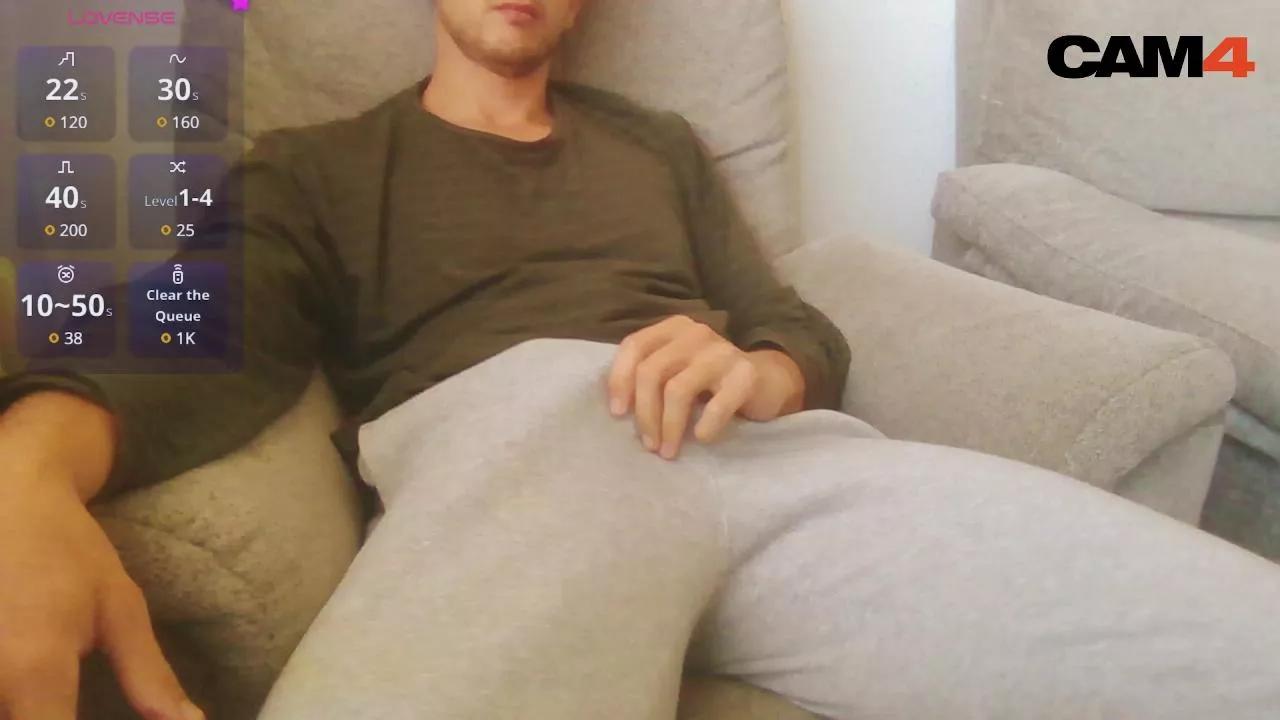 Akraga_cam on Cam4 
