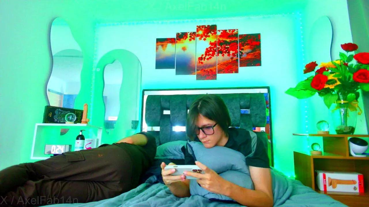 Alex_and_Fabi21 on Cam4 