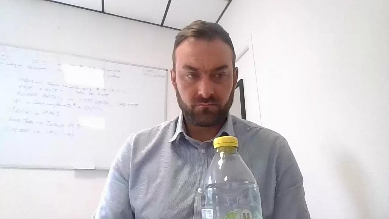 amant35_x on Cam4 