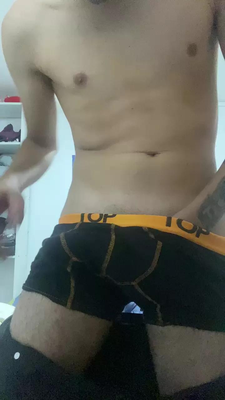 Ambi234 on Cam4 
