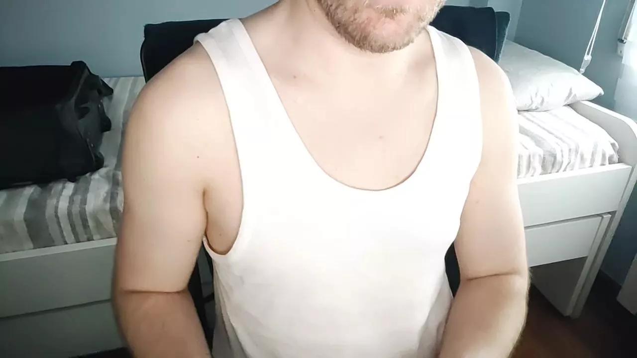 asieko5n on Cam4 